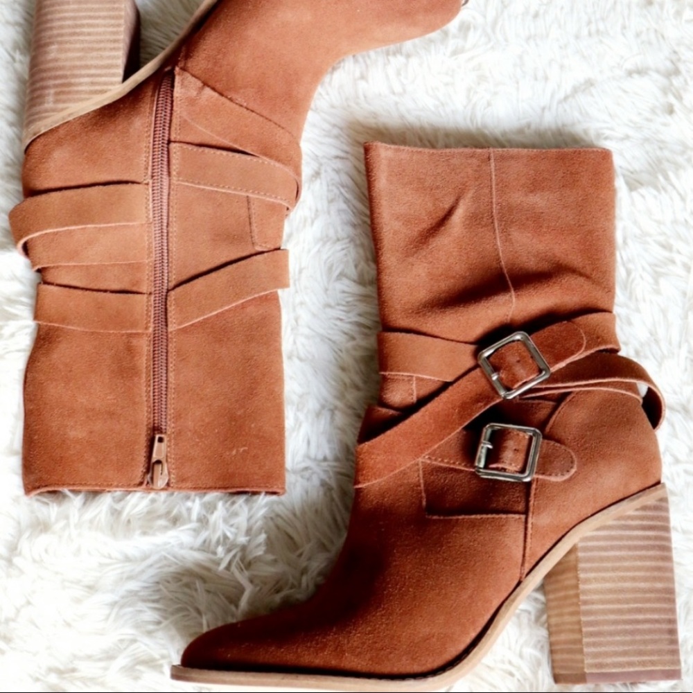 New Chelsea & Violet Vicki Suede Booties - Picture 6 of 10